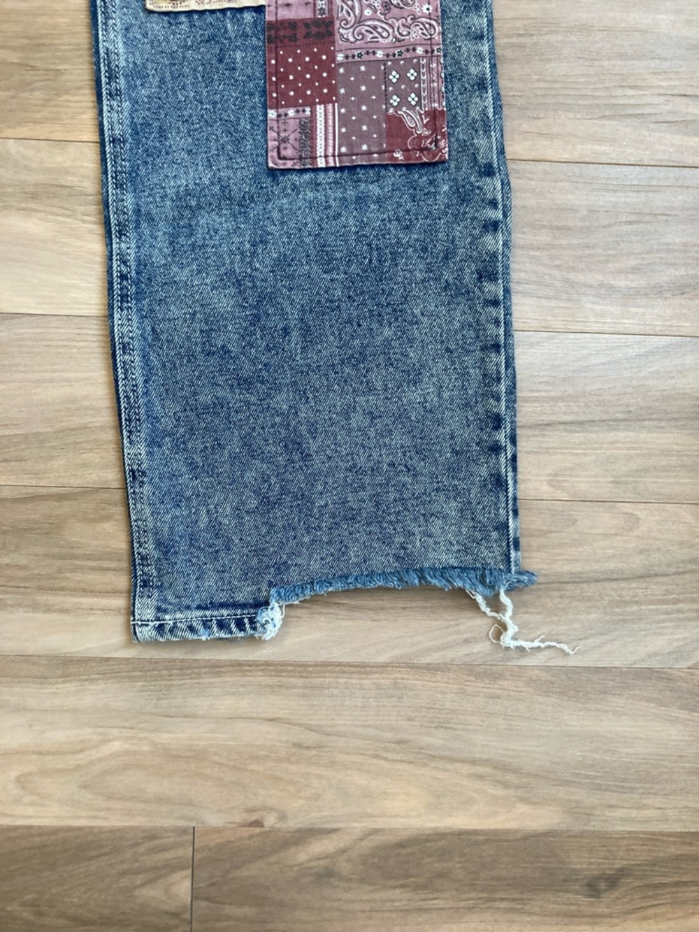 SO Dad jean super high rise jean distressed boho retro patches size 5 / 27 - Picture 7 of 17